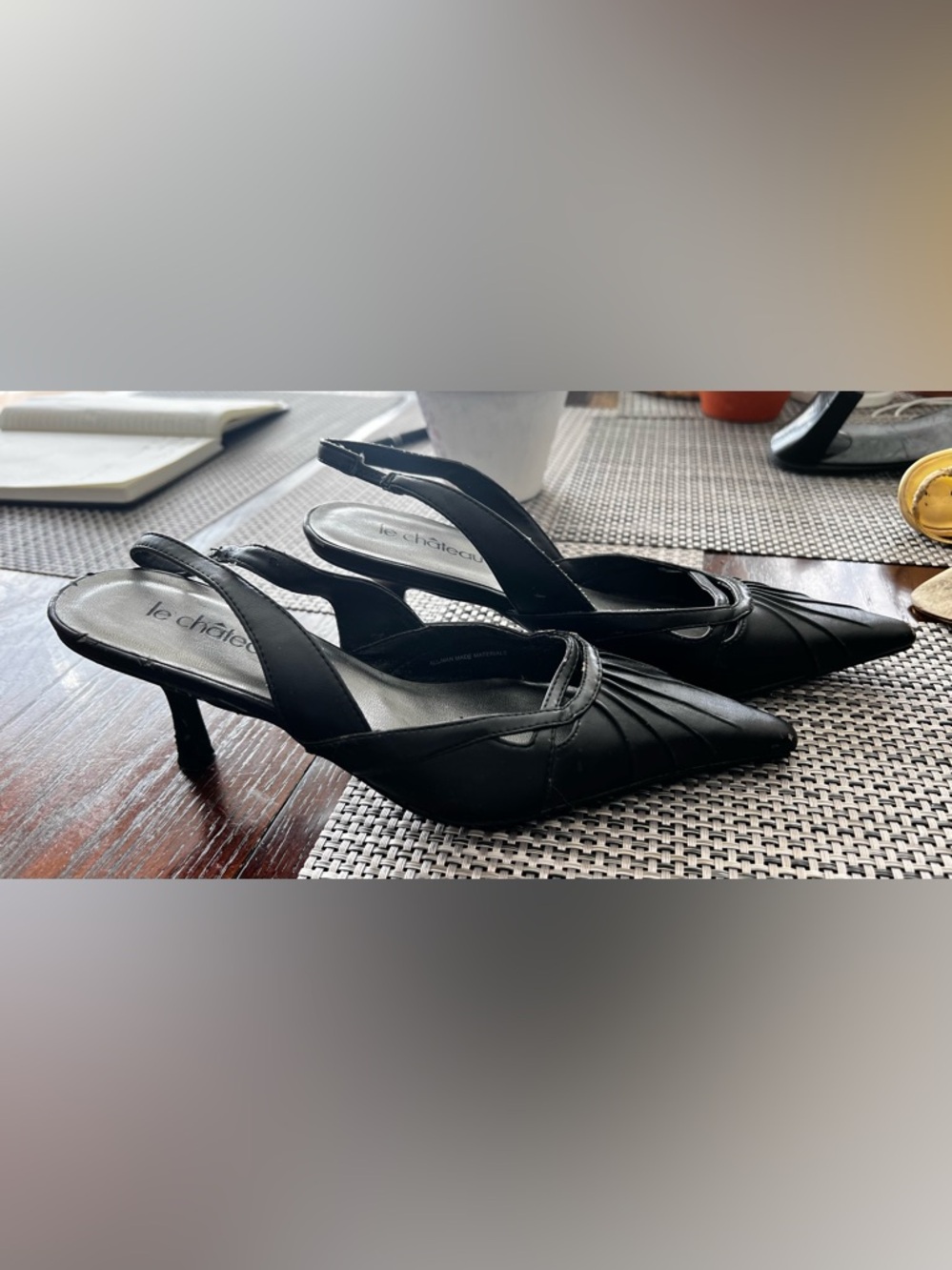 le chateau Black Pointed Slingback Heels with Pleated Detail - Picture 2 of 6